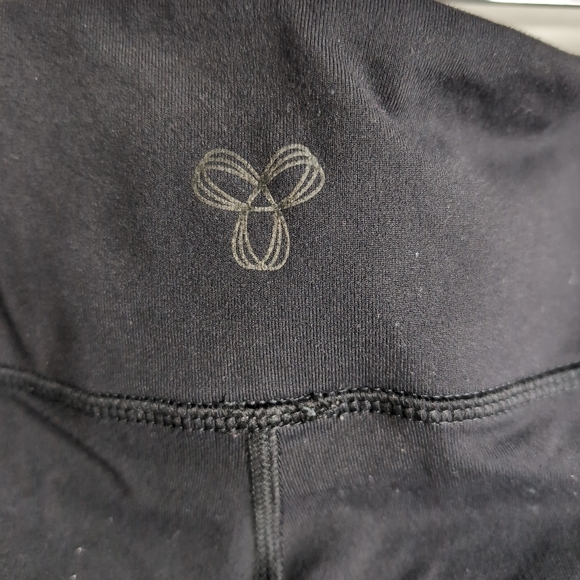 TNA Mid Rise Full Length with Mesh Legging, Size M - Picture 5 of 10